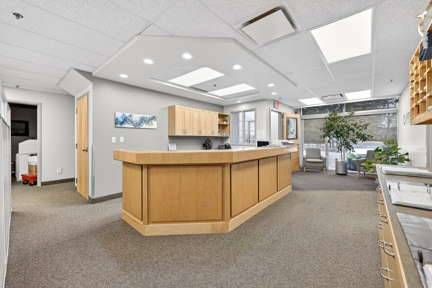 More Photos Of 5700 1st St SW, Calgary Warehouse For Sale