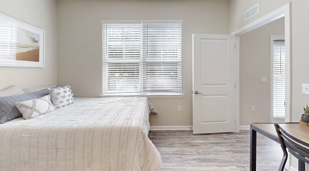 More Photos Of 619 S Kerr Ave, Wilmington Apartments For Sale