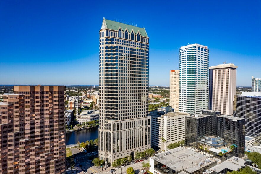 More Photos Of 100 N Tampa St, Tampa Office For Lease