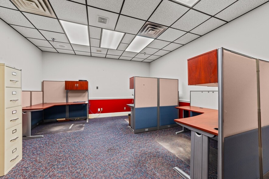 More Photos Of 2107 Black Creek Rd SE, Wilson Warehouse For Lease