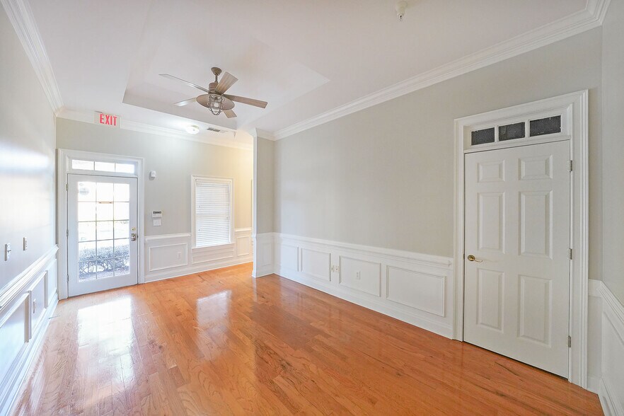 More Photos Of 1301 Shiloh Rd, Kennesaw Office For Sale