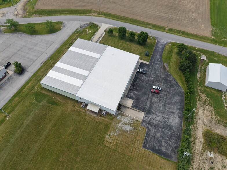 More Photos Of 23201 Roemer Rd, Woodburn Warehouse For Lease