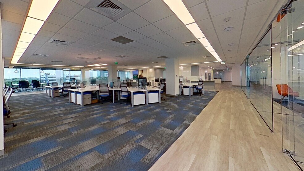 More Photos Of 500 W Cypress Creek Rd, Fort Lauderdale Office For Lease