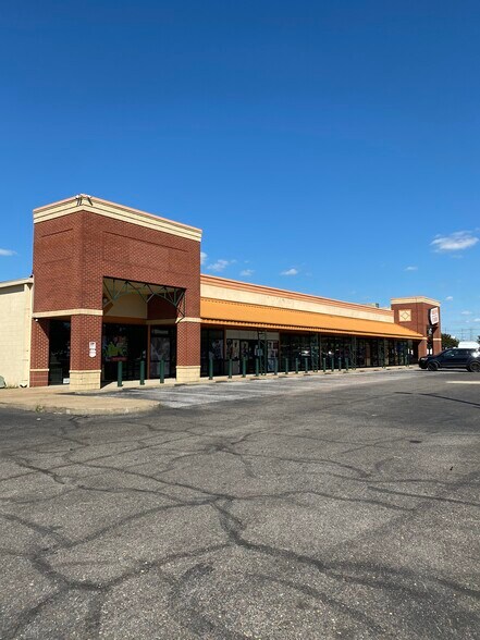 More Photos Of 2685 S Perkins Rd, Memphis Freestanding For Lease