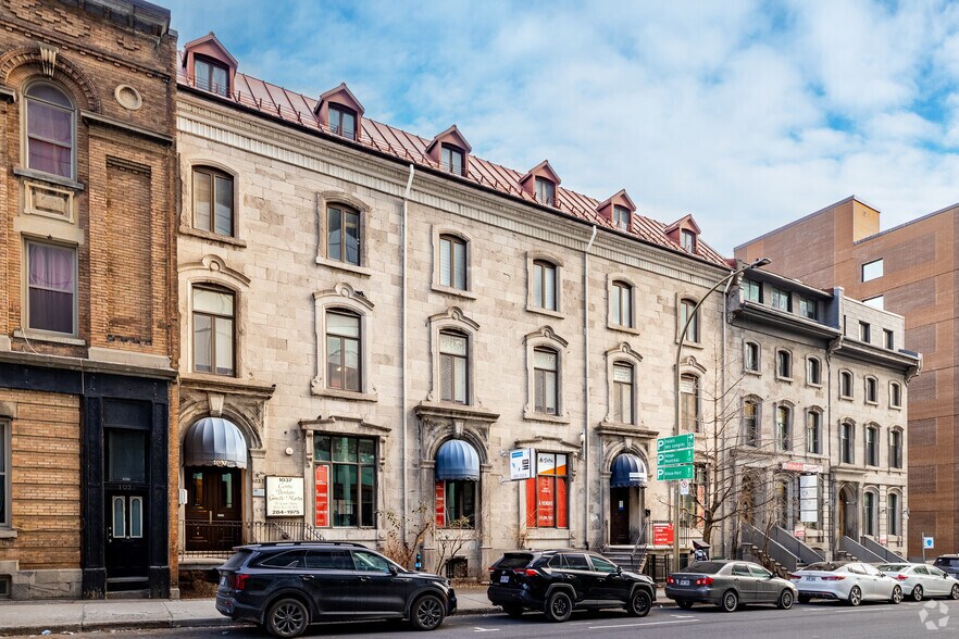 Primary Photo Of 1031 St Saint-Denis, Montréal Storefront Retail Office For Sale