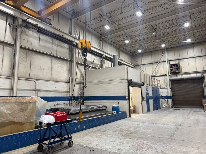 More Photos Of 21338 Carlo Dr, Clinton Township Manufacturing For Lease