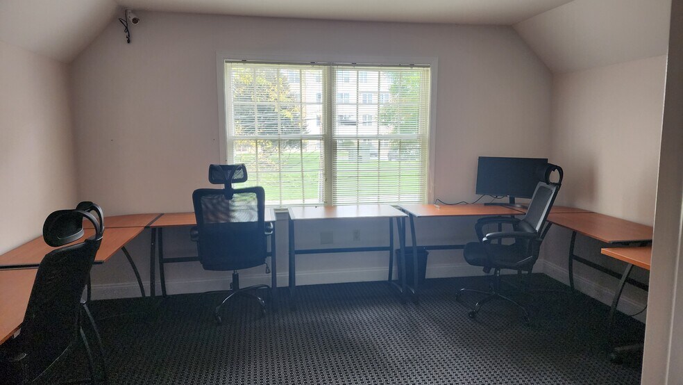 More Photos Of 18 N Village Ave, Exton Office For Sale