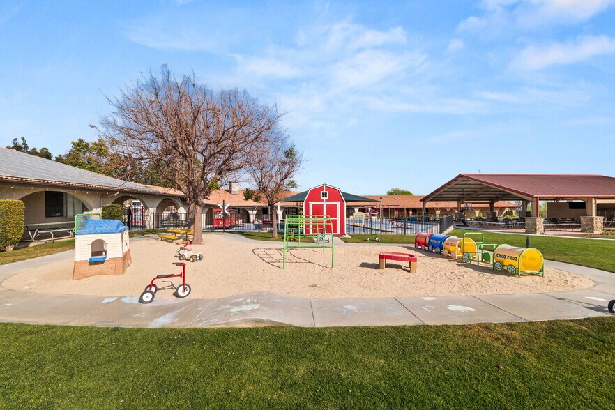 More Photos Of 9944 Highland Ave, Rancho Cucamonga Religious Facility For Lease