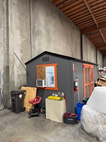 More Photos Of 2265-2295 Davis Ct, Hayward Manufacturing For Lease