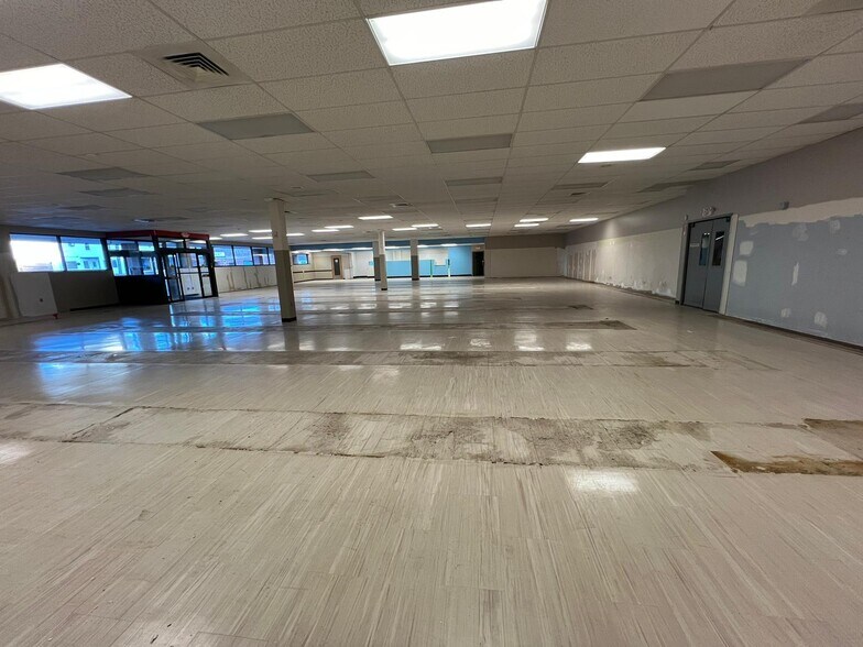 More Photos Of 8 S Main St, Terryville Unknown For Lease
