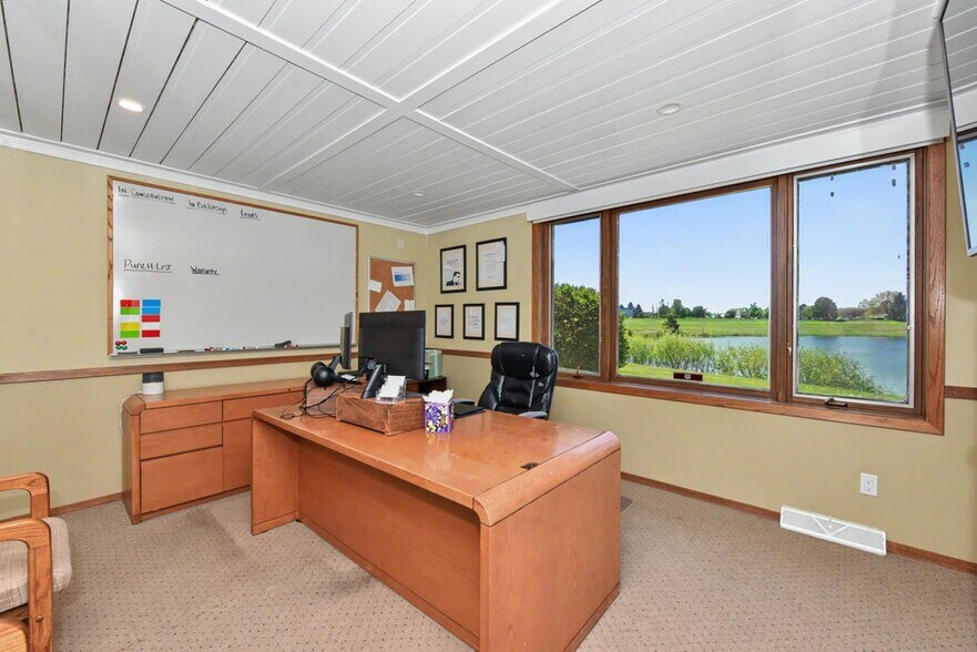More Photos Of 1021 Proctor Dr, Elkhorn Office For Sale