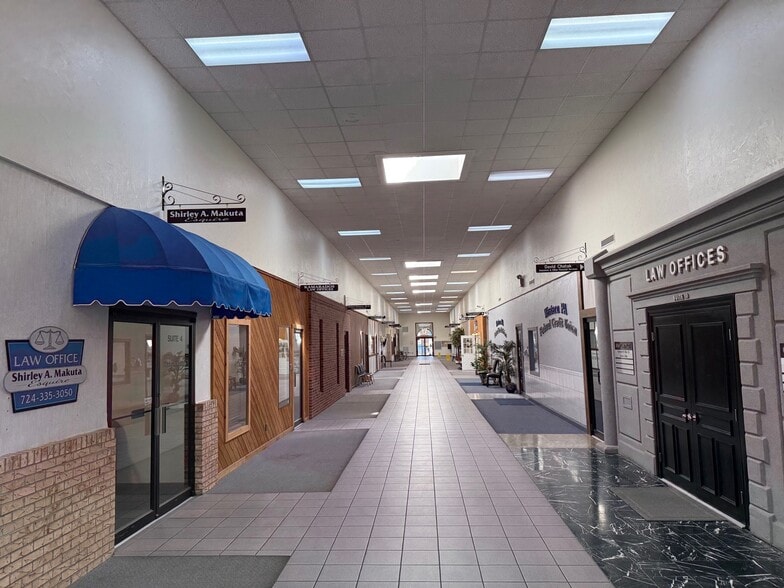 More Photos Of 2300 Freeport Rd, New Kensington Office Residential For Lease