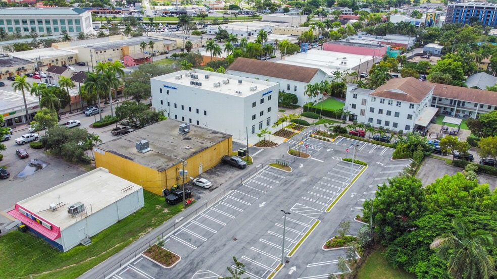 More Photos Of 304 N Krome Ave, Homestead Medical For Lease