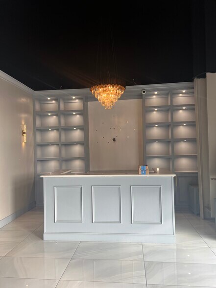 More Photos Of 200-800 Merchants Dr, Oxford Unknown For Lease