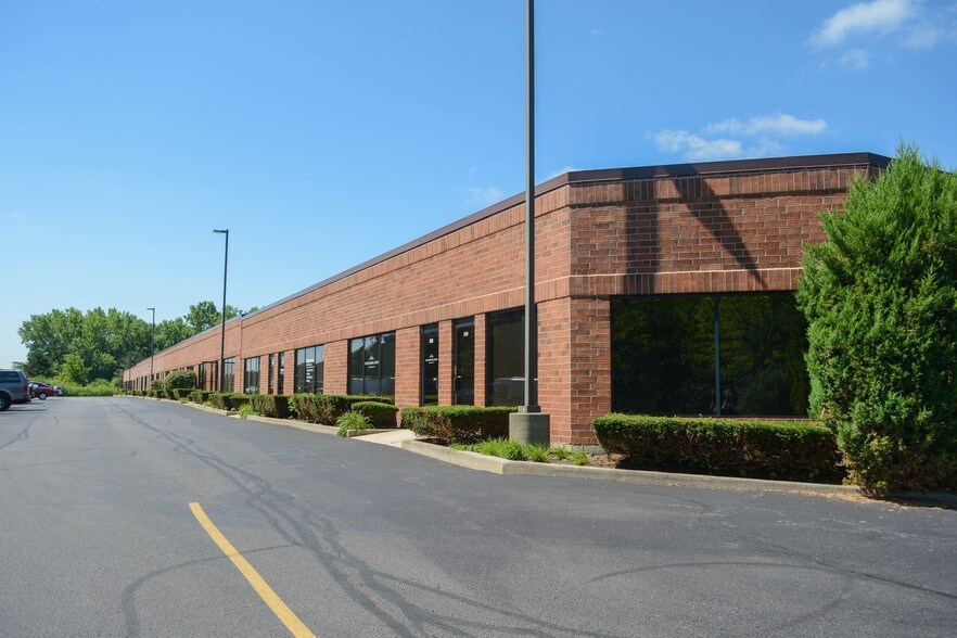More Photos Of 888 E Belvidere Rd, Grayslake Warehouse For Lease