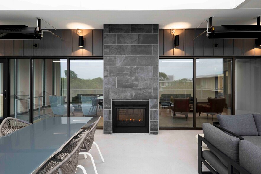 More Photos Of 4600 W 77th St, Edina Unknown For Lease