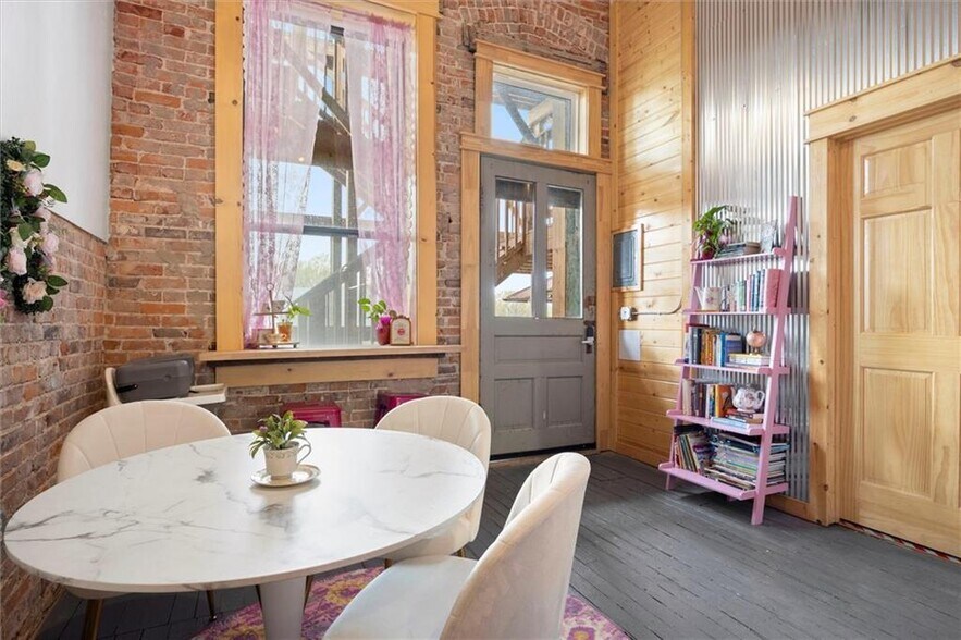 More Photos Of 104-106 W Pearl St, Harrisonville Freestanding For Sale