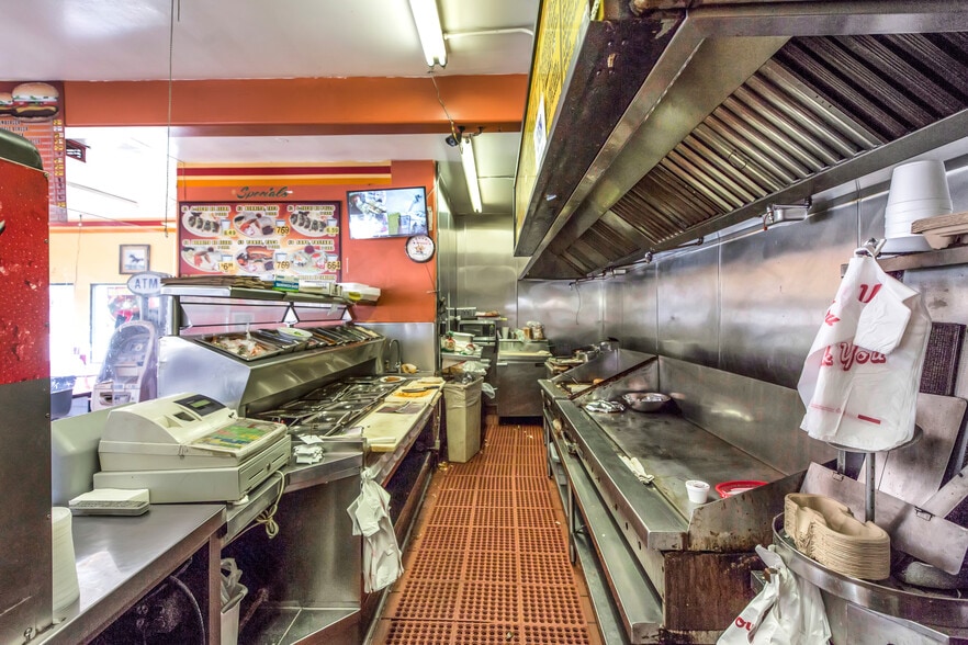 More Photos Of 3162 Martin Luther King Jr Blvd, Lynwood Restaurant For Sale