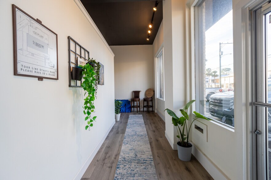 More Photos Of 125 King St, Saint Augustine Freestanding For Sale