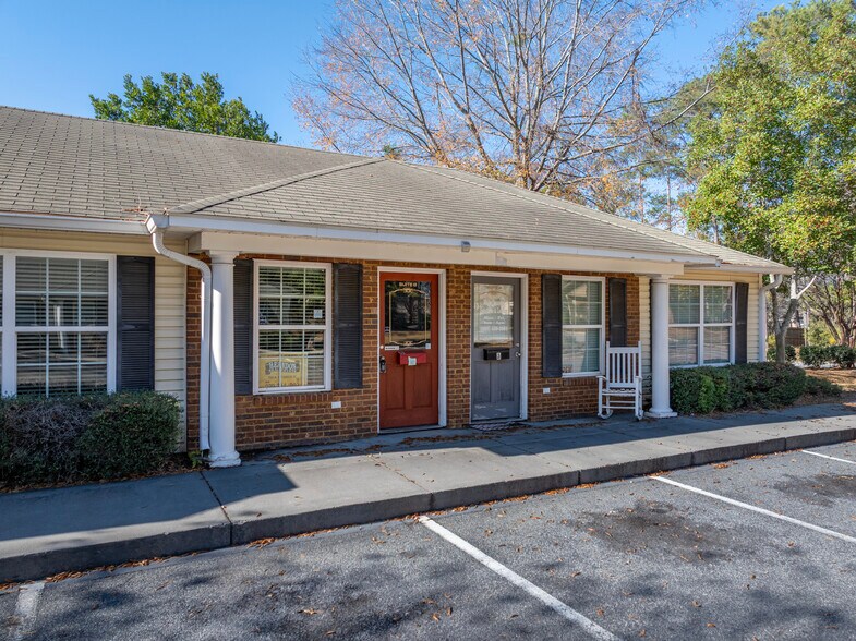 More Photos Of 415 Cowart Ave, Valdosta Office For Sale