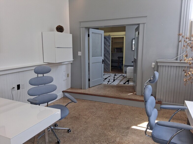 More Photos Of 117 Water St, Stonington Apartments For Sale