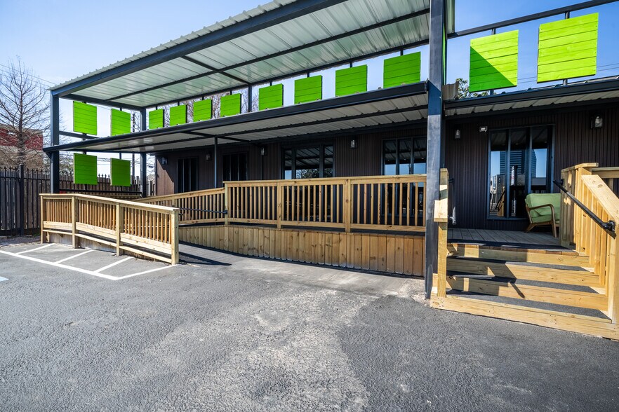 More Photos Of 2534 Walnut Bend Ln, Houston Medical For Sale