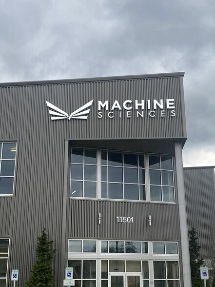 More Photos Of 11501 SW Amu St, Tualatin Manufacturing For Sale