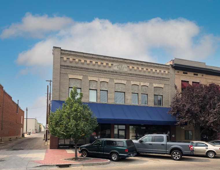 More Photos Of 1309-1311 1st St S, Nampa Storefront Retail Office For Sale
