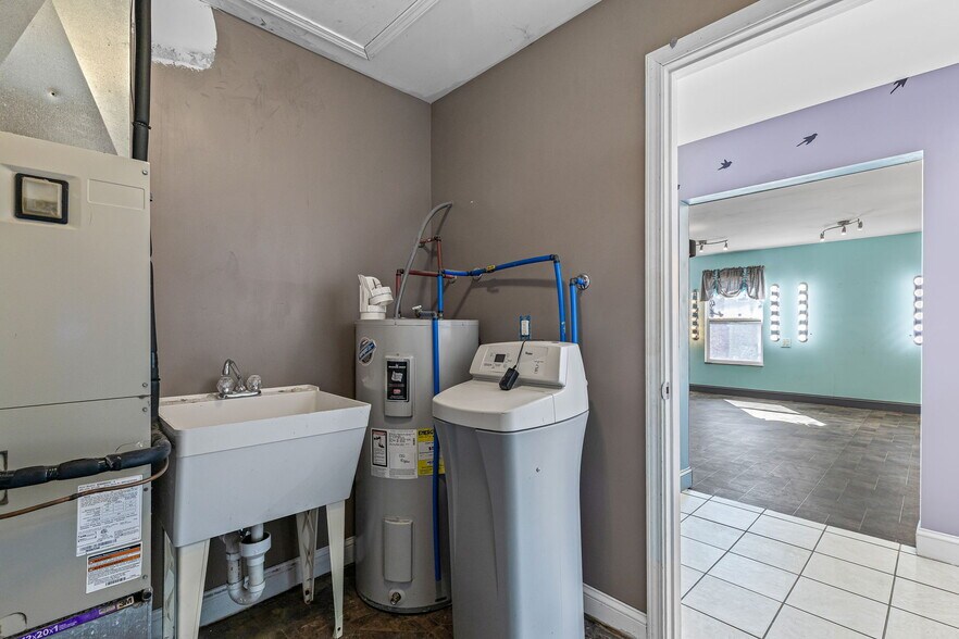 More Photos Of 47 N Allen St, Bonne Terre General Retail For Sale