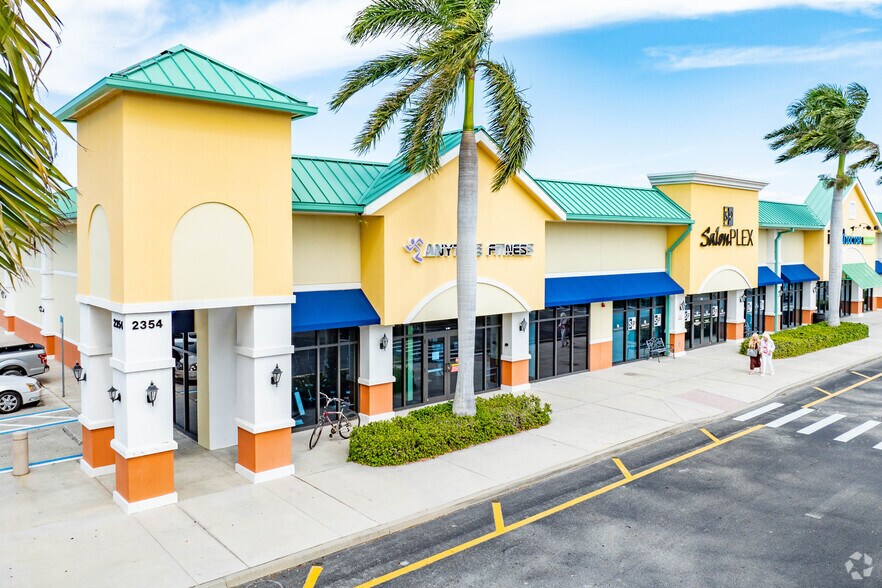 More Photos Of 2354 Surfside Blvd, Cape Coral Storefront For Sale