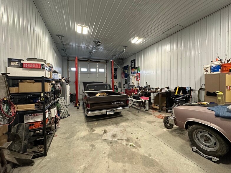 More Photos Of 125 S 80th St W, Billings Warehouse For Sale