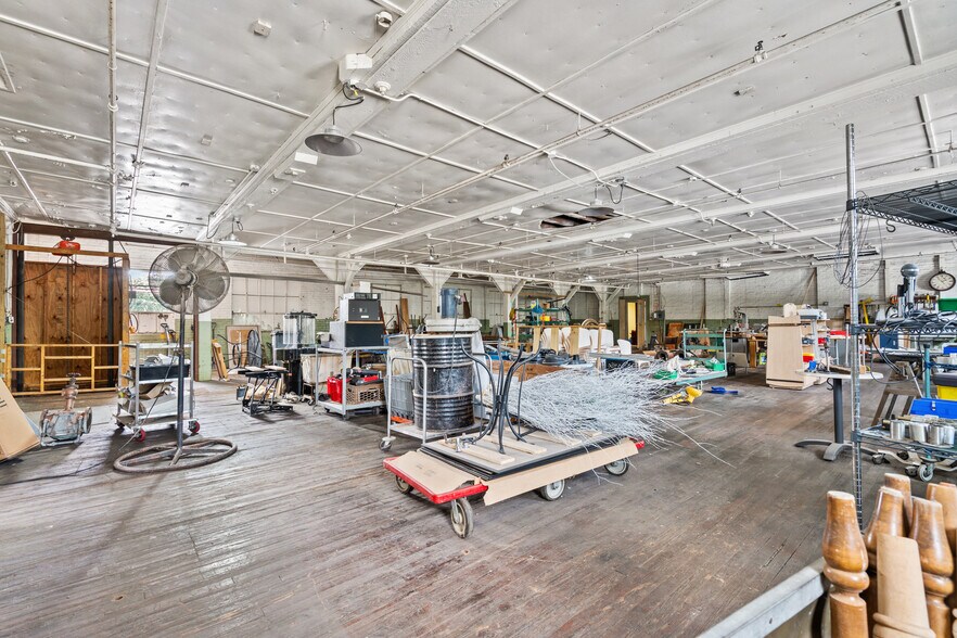 More Photos Of 500 Bridge St, Weissport Restaurant For Sale