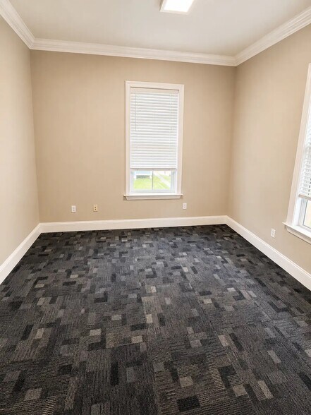 More Photos Of 421-423 N Florida St, Covington Loft Creative Space For Lease