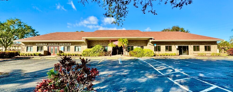 Primary Photo Of 7491 Ulmerton Rd, Largo Medical For Lease