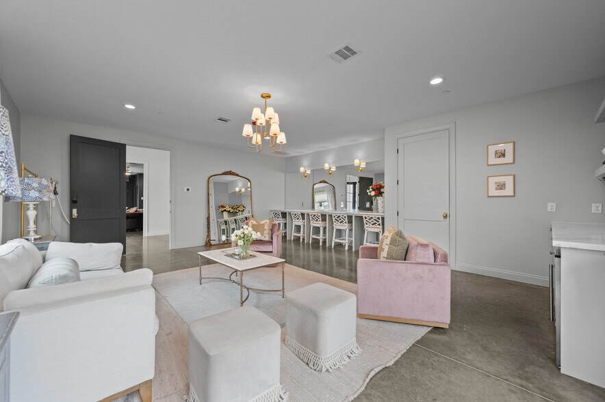 More Photos Of 6644 TX-61, Anahuac Theater Concert Hall For Sale