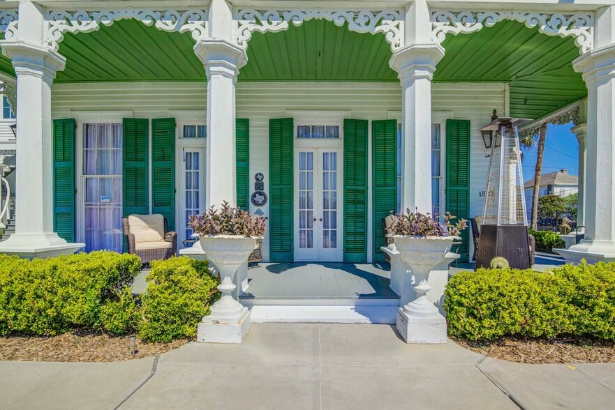 More Photos Of 1502 Market St, Galveston Hospitality For Sale
