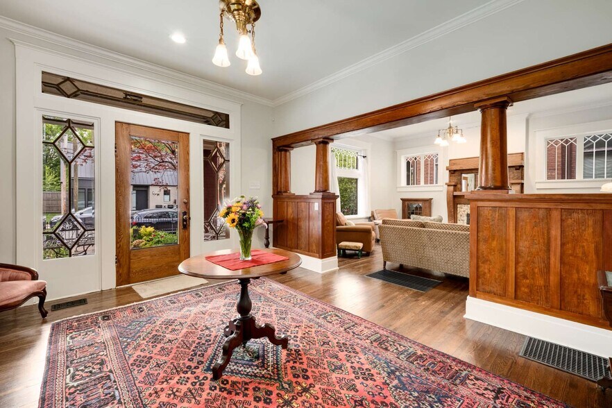 More Photos Of 1308 6th Ave N, Nashville Office Residential For Sale