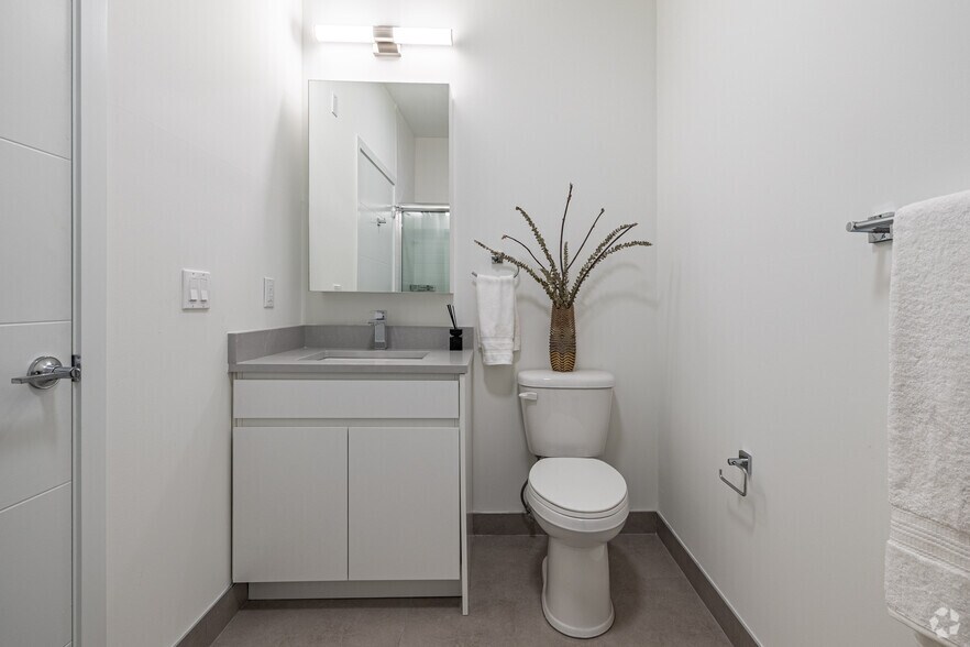 More Photos Of 431 Dr Martin Luther King Jr Blvd, East Orange Apartments For Lease