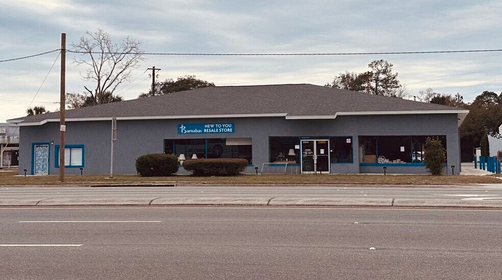 More Photos Of 463146-463148 Us-17, Yulee Freestanding For Sale