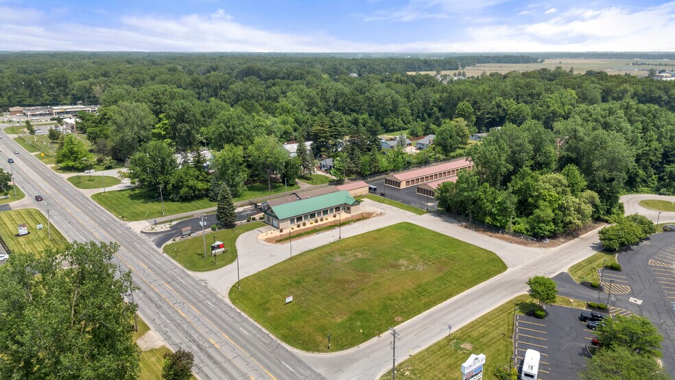 More Photos Of 7300 Lewis Ave, Temperance Carwash For Sale