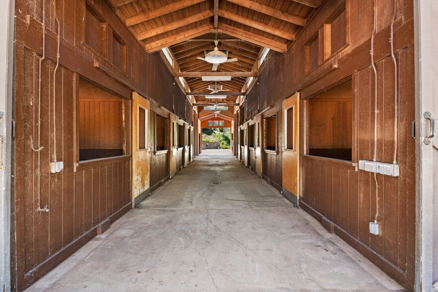 More Photos Of 38831 Pauba Rd, Temecula Land For Sale