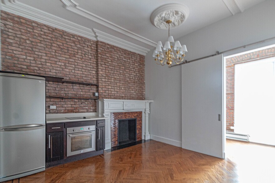 More Photos Of 114 E 37th St, New York Apartments For Sale