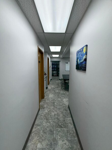 More Photos Of 117 E 6th Ave, Lancaster Freestanding For Sale