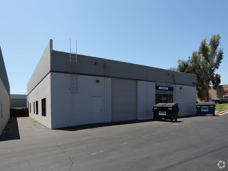 More Photos Of 7047 Carroll Rd, San Diego Warehouse For Lease