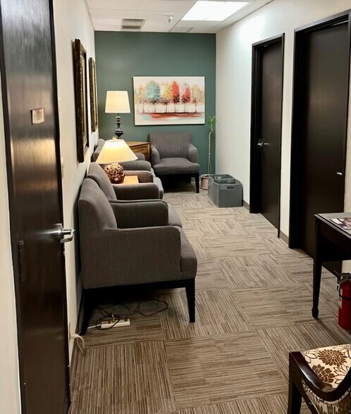 More Photos Of 17530 NE Union Hill Rd, Redmond Medical For Sale