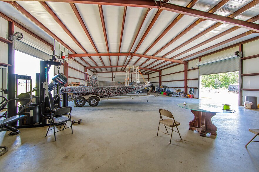 More Photos Of 6813 Bayou Black Dr, Gibson Industrial For Sale
