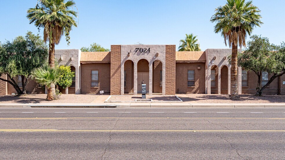 Primary Photo Of 7024 E Osborn Rd, Scottsdale Office For Sale