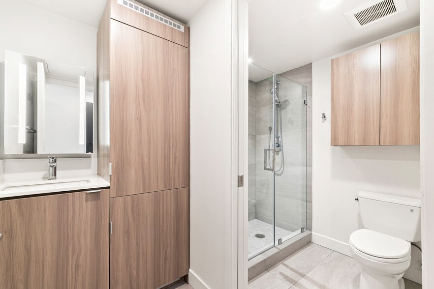 More Photos Of 1743 Butler Ave, Los Angeles Apartments For Sale