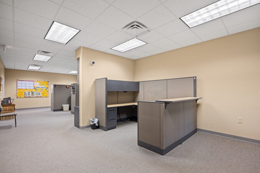 More Photos Of 160 Willbrook Blvd, Pawleys Island Office For Lease