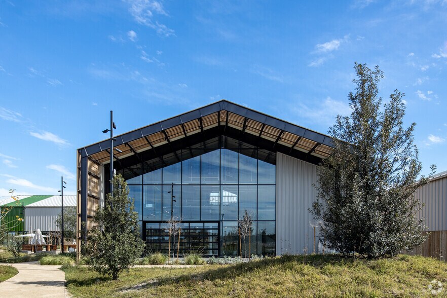 More Photos Of 1785 Flight Way, Tustin Office For Lease